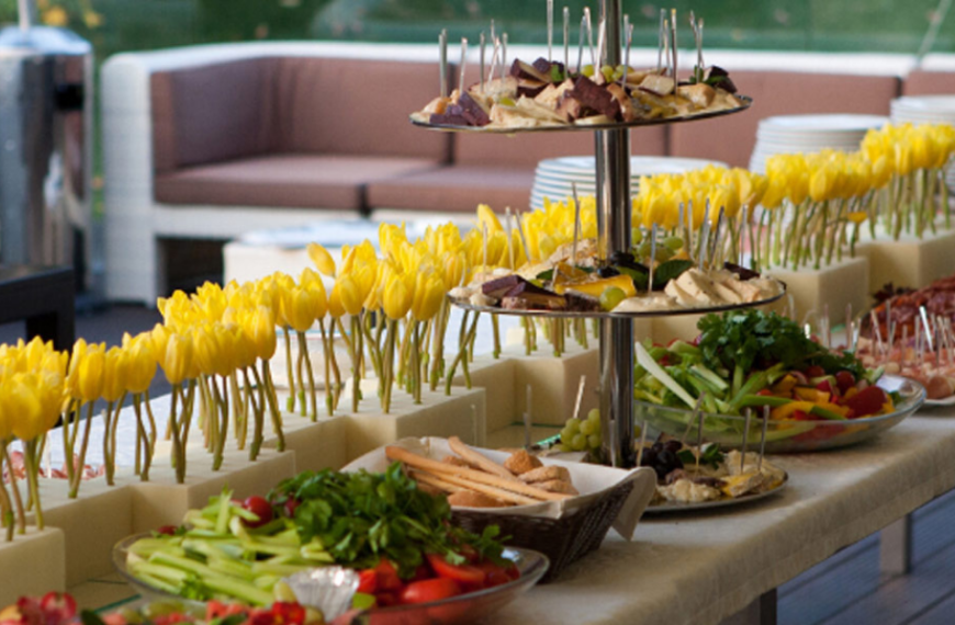 What to Look for When Choosing a Caterer