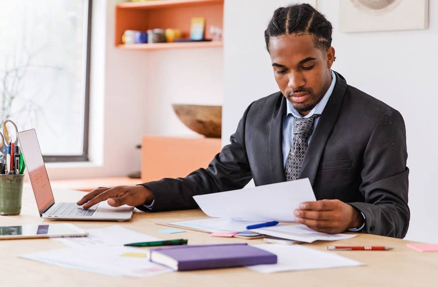 How a Kansas City Traffic Attorney Protects Your Driving Record