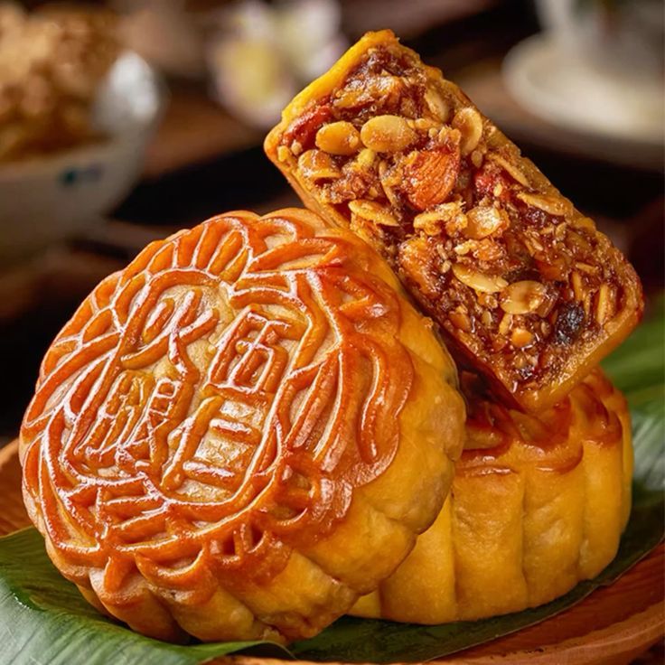 Client Mooncake Gifts in Singapore: What to Buy, When to Send, and Where to Order
