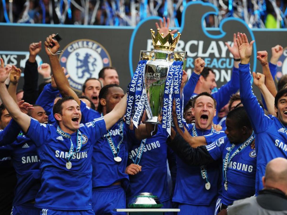 Decisive Top-Four Clashes in the 2009/10 Premier League